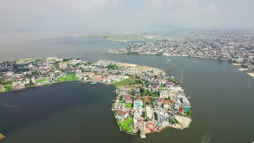 Banana Island luxury